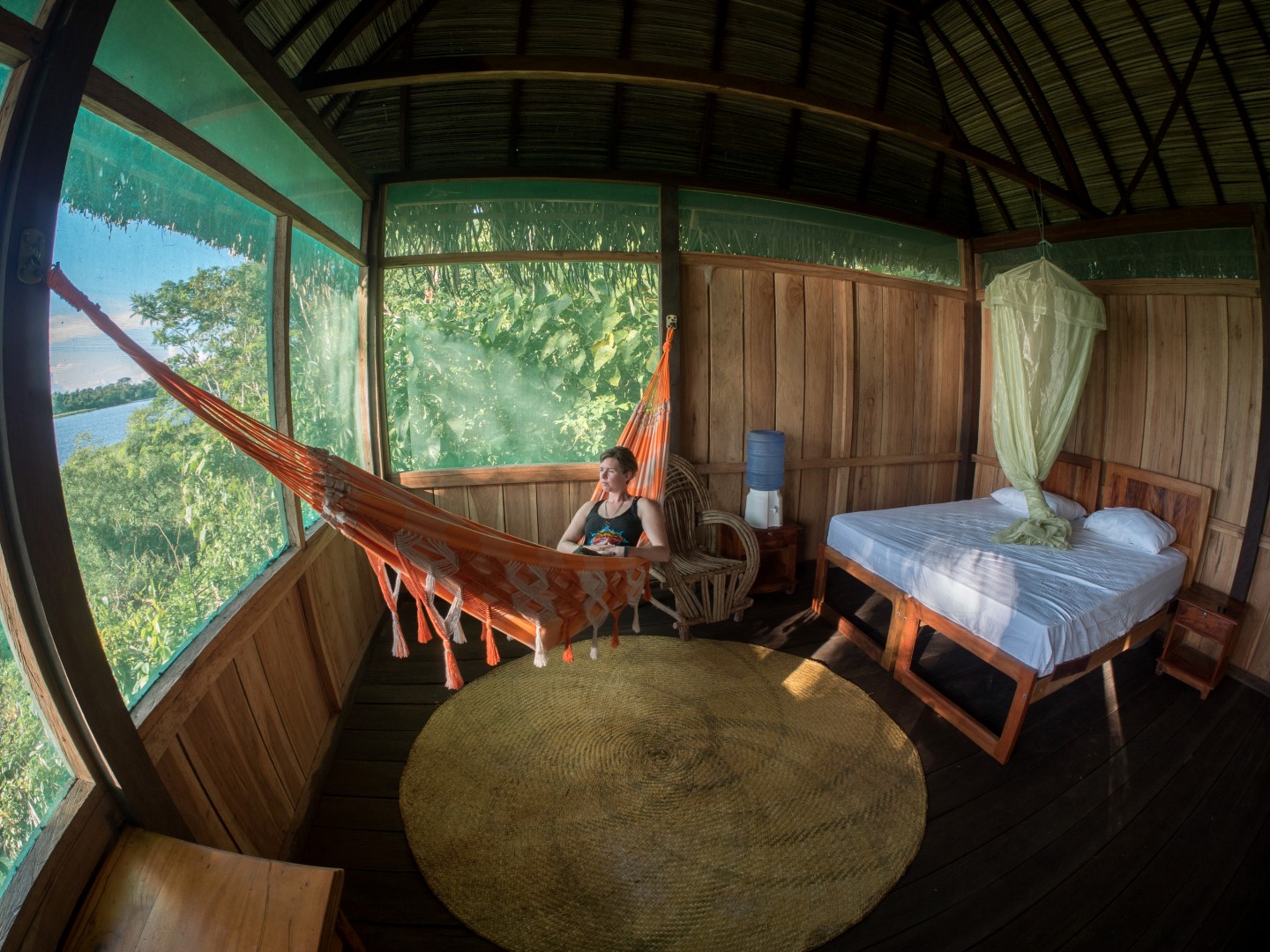Lake-View Private Cabin - Image 1