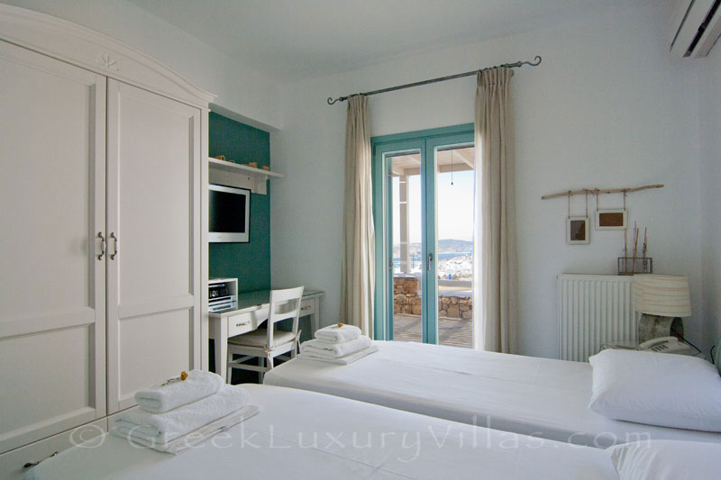 Sea View Twin Room - Image 1