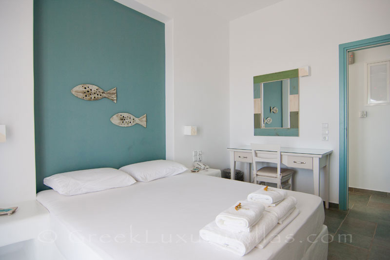 Luxury Sea View Suite - Image 1